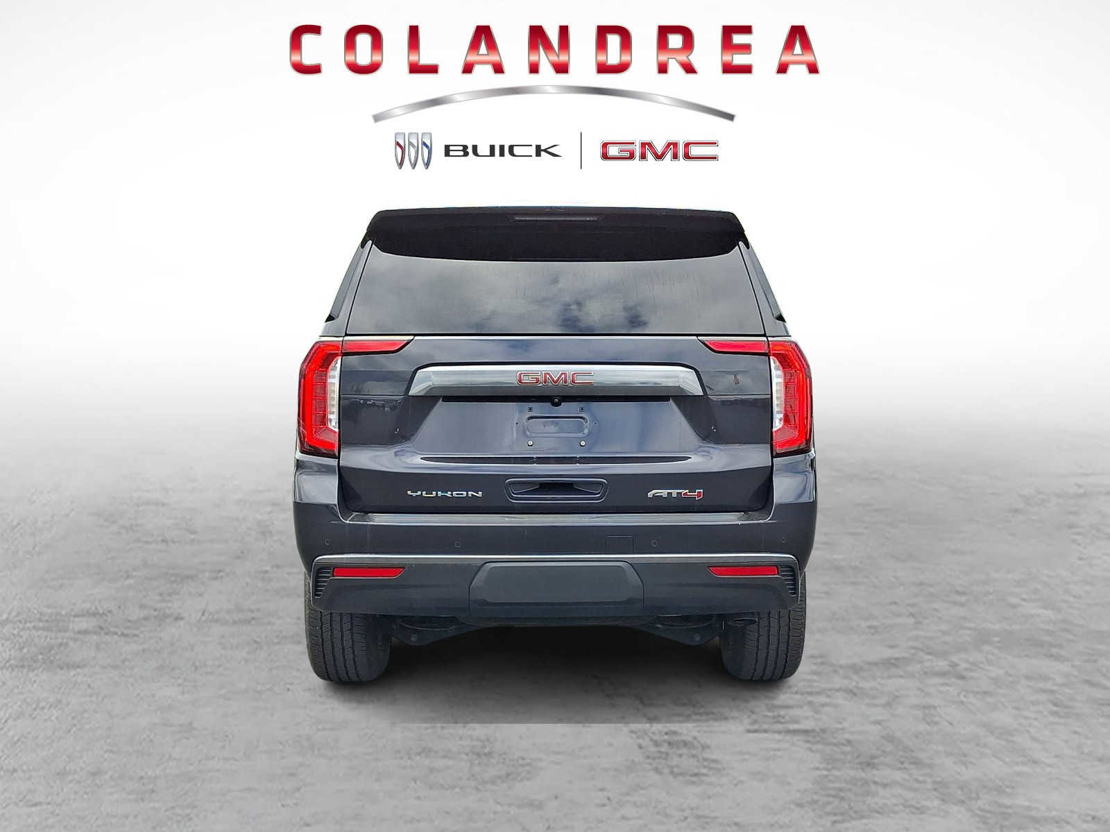 Used 2023 GMC Yukon AT4 w/ AT4 Premium Package AWD/4WD image 5