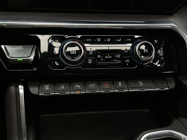 Used 2024 GMC Sierra 2500 Denali w/ Denali Reserve Package AWD/4WD image 22