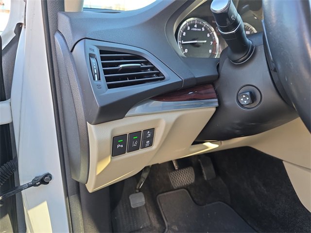 Used 2016 Acura MDX FWD w/ Advance & Entertainment image 21