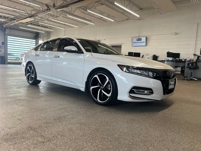 Used 2020 Honda Accord Sport image 3