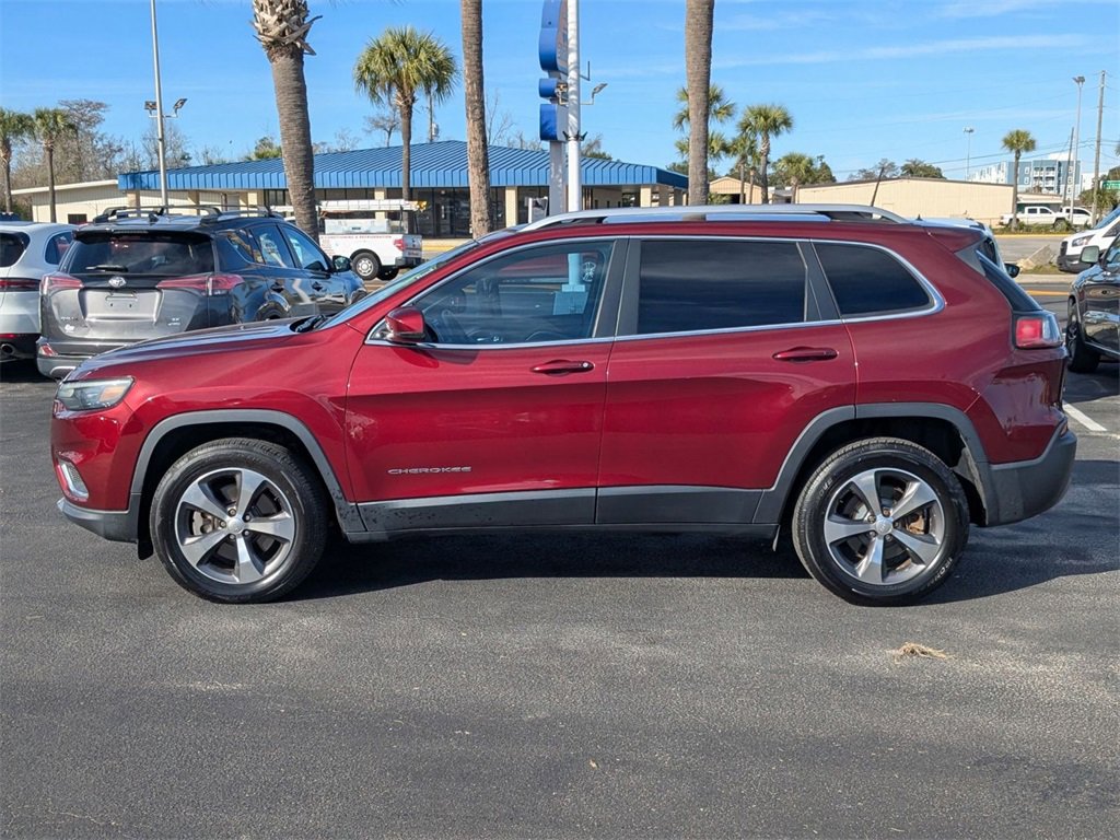 Used 2019 Jeep Cherokee Limited image 9