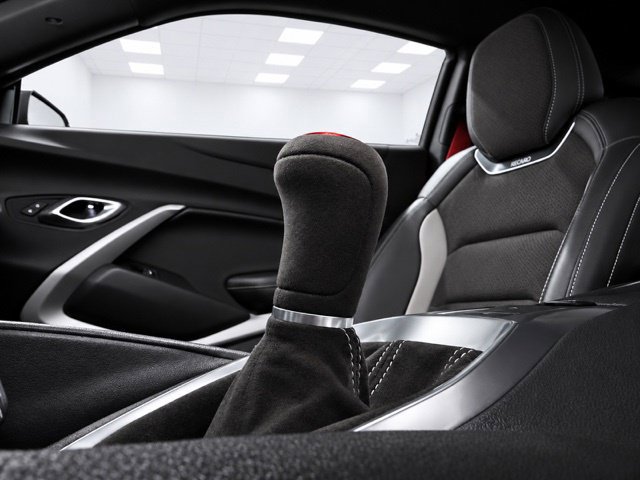 Used 2022 Chevrolet Camaro SS RWD image 25