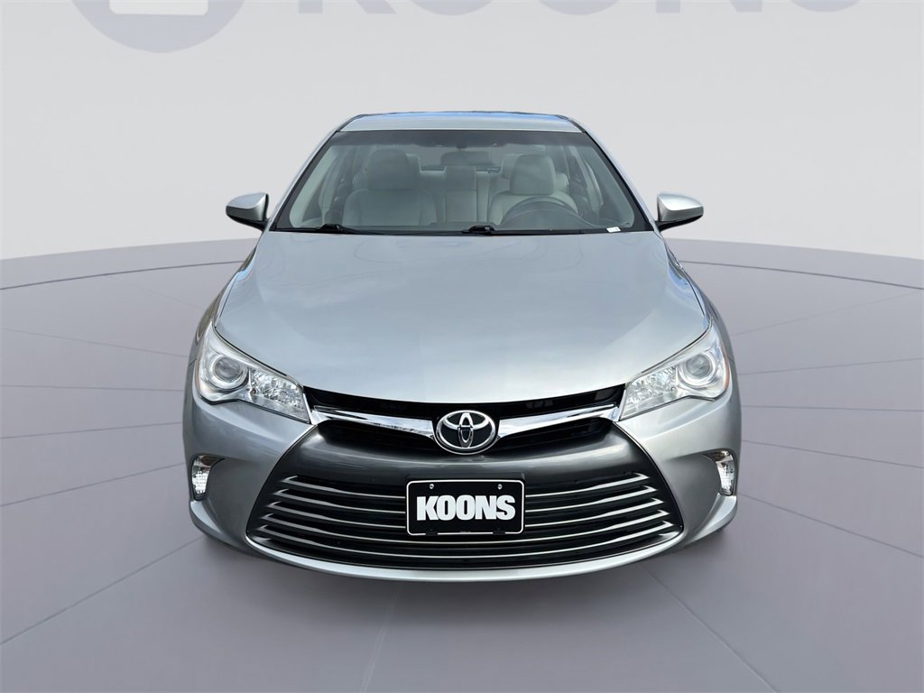 Used 2017 Toyota Camry LE image 11