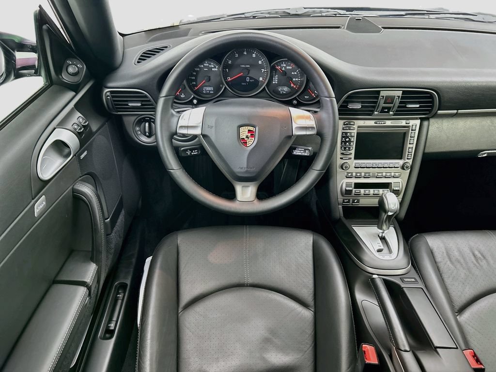 Used 2007 Porsche 911 Carrera RWD image 10