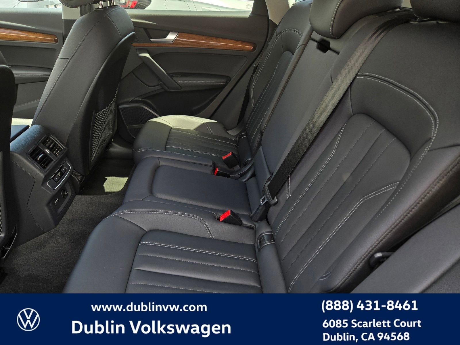 Used 2023 Audi Q5 2.0T Premium Plus w/ Premium Plus Package AWD/4WD image 11