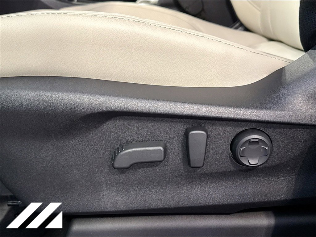 New 2026 Subaru Ascent Limited image 21