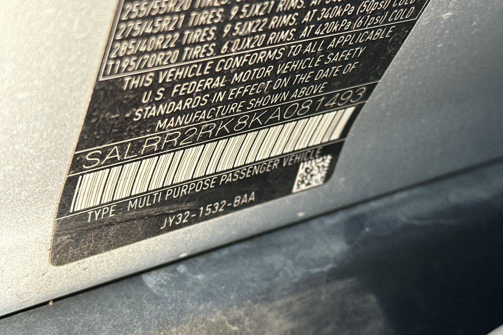 Used 2019 Land Rover Discovery HSE image 29