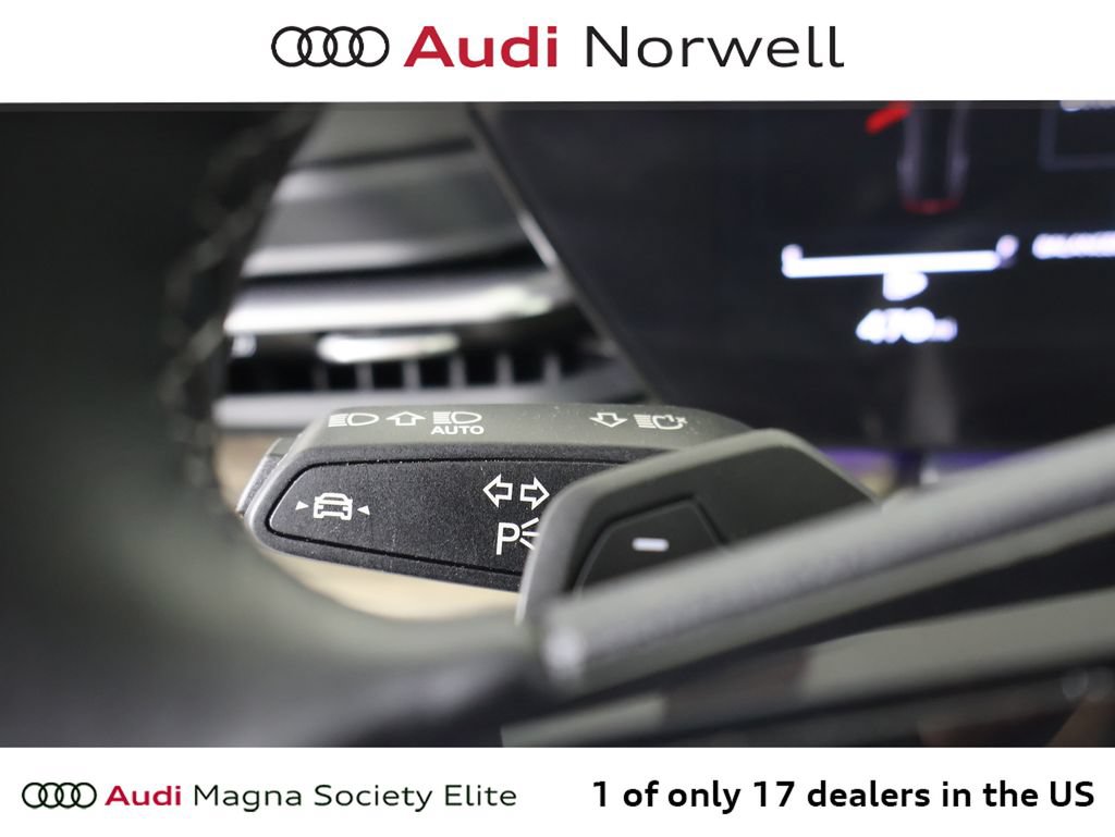 Used 2025 Audi Q5 Prestige AWD/4WD image 29