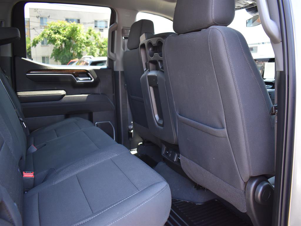 New 2025 GMC Sierra 1500 SLE image 6