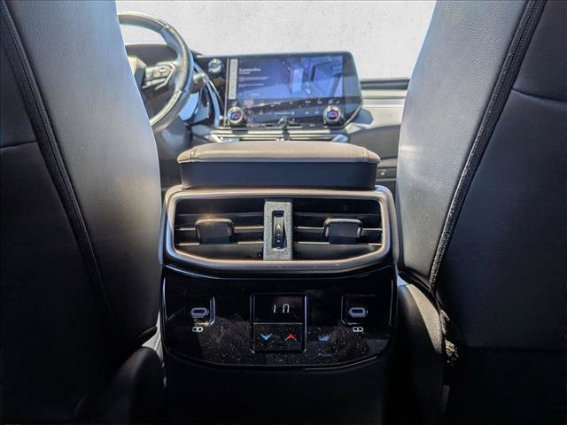 Used 2023 Lexus RX 350h w/ Accessory Package (Z1) AWD/4WD image 16