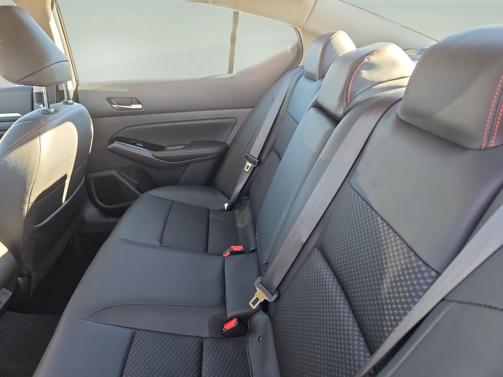 New 2025 Nissan Altima 2.5 SR image 14