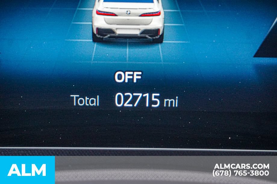 Used 2025 BMW i7 eDrive50 w/ M Sport Package RWD image 64