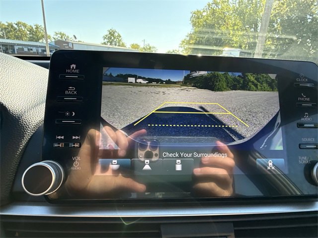 Used 2022 Honda Accord Sport image 15