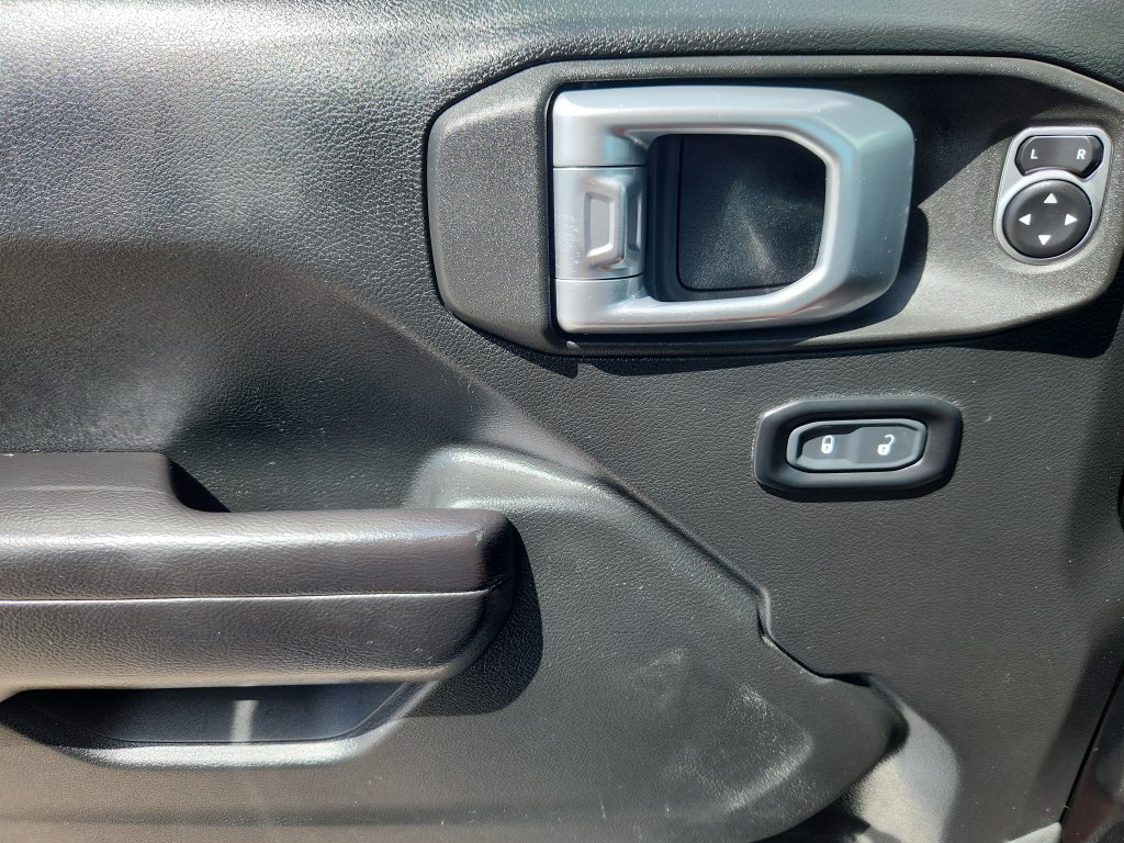 Used 2020 Jeep Wrangler Unlimited Sport S AWD/4WD image 6