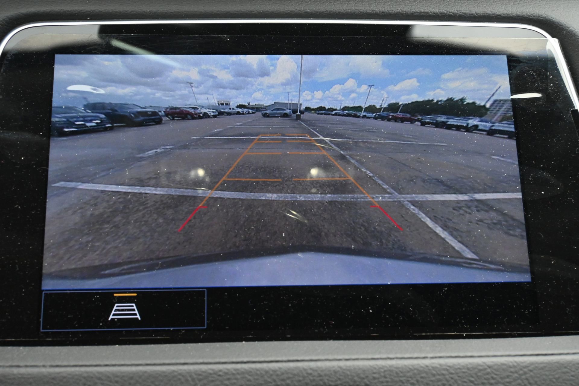 Certified 2023 Cadillac XT4 Luxury FWD image 13