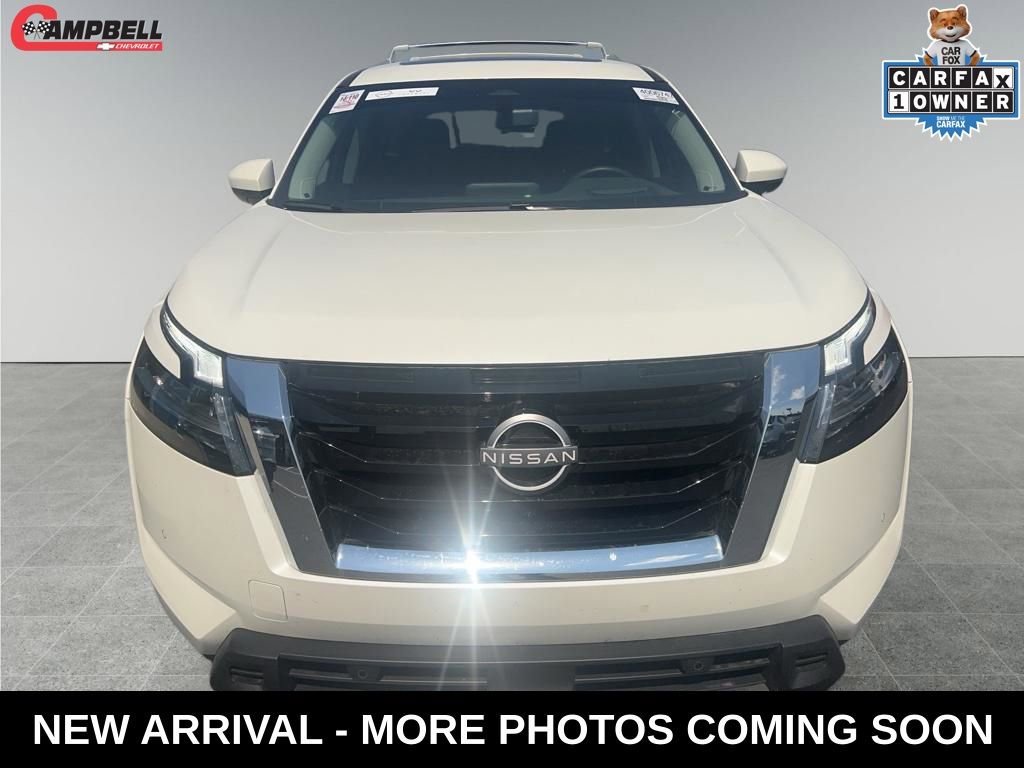 Used 2024 Nissan Pathfinder Platinum w/ Cargo Package image 13