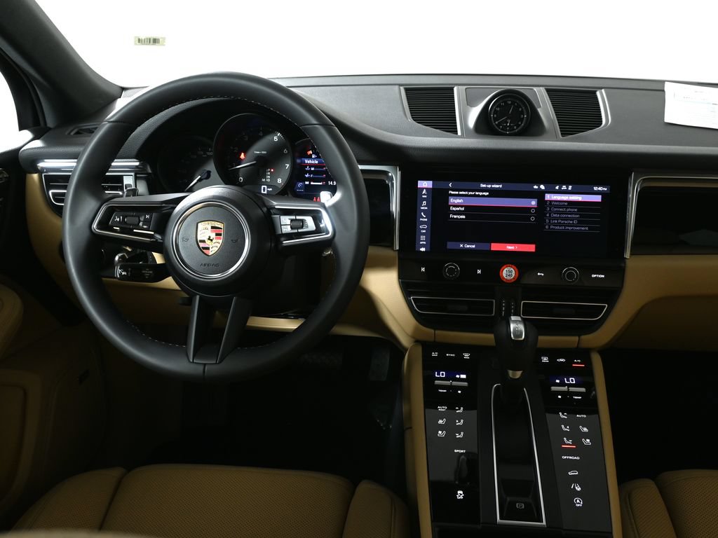New 2026 Porsche Macan AWD/4WD image 17