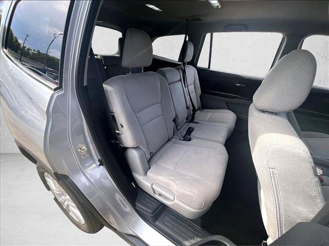 Used 2016 Honda Pilot LX image 29