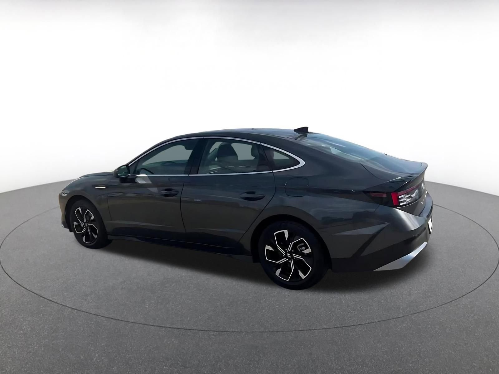 Used 2025 Hyundai Sonata SEL image 10