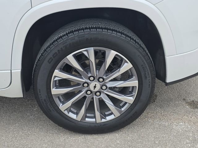 Used 2023 Chevrolet Traverse Premier image 34