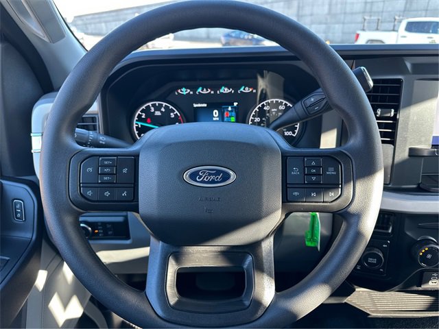 New 2026 Ford F250 XL w/ XL Chrome Package image 21