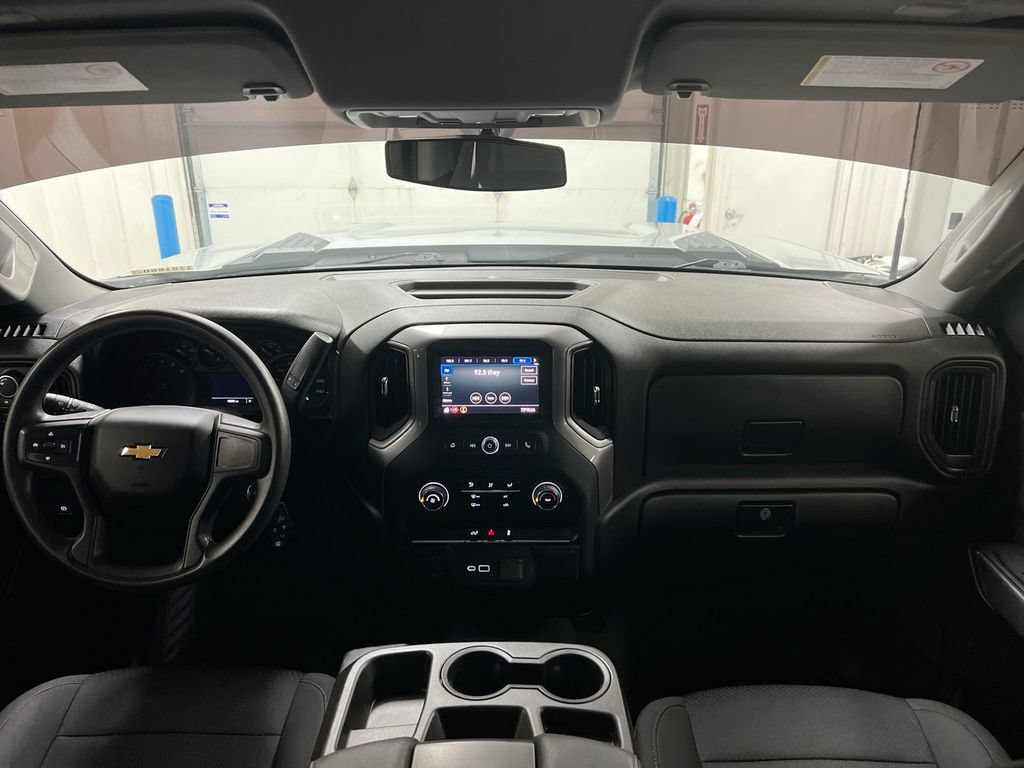 Used 2023 Chevrolet Silverado 2500 Custom w/ Custom Convenience Package AWD/4WD image 10