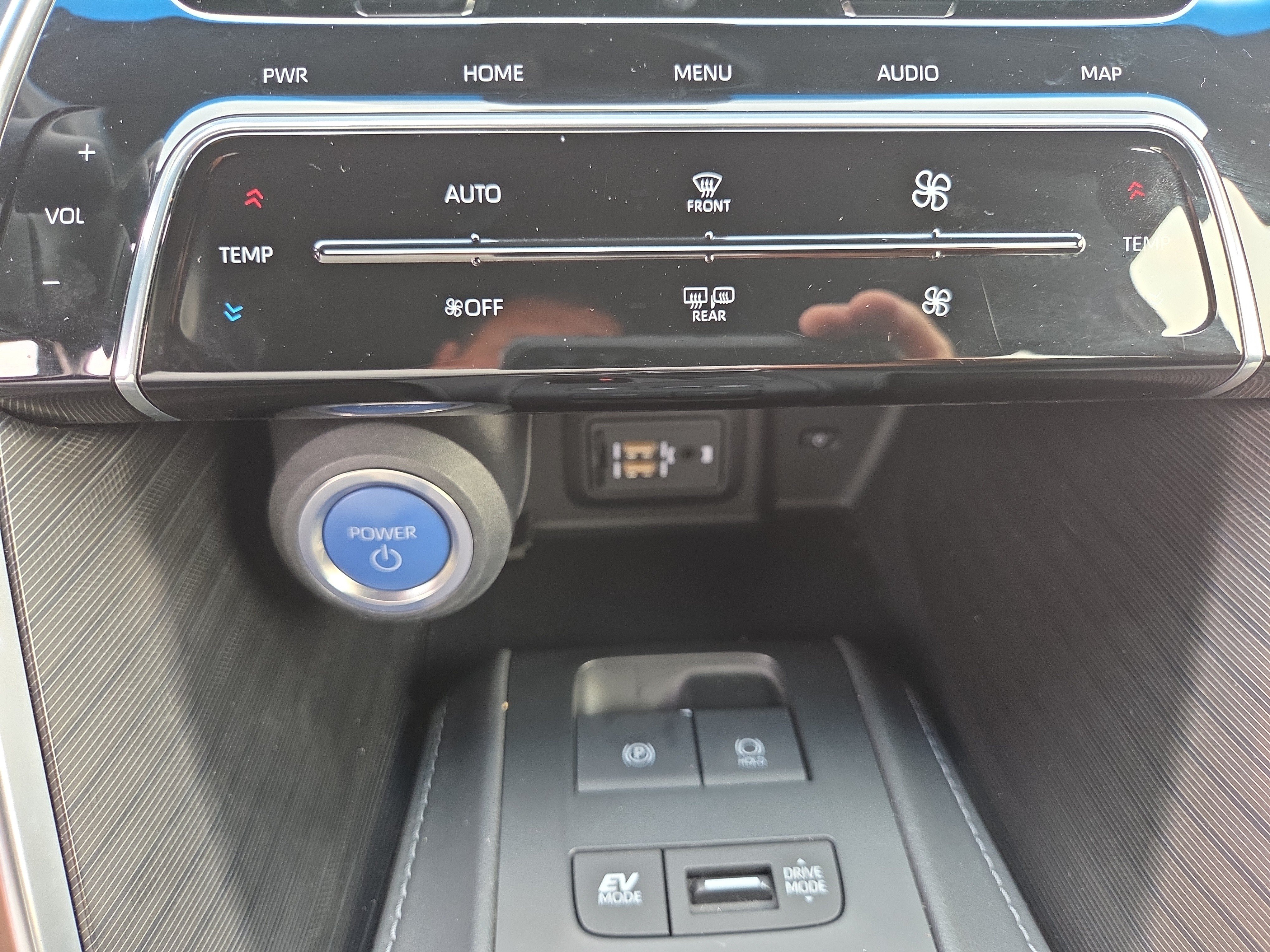 Certified 2022 Toyota Venza XLE AWD/4WD image 23