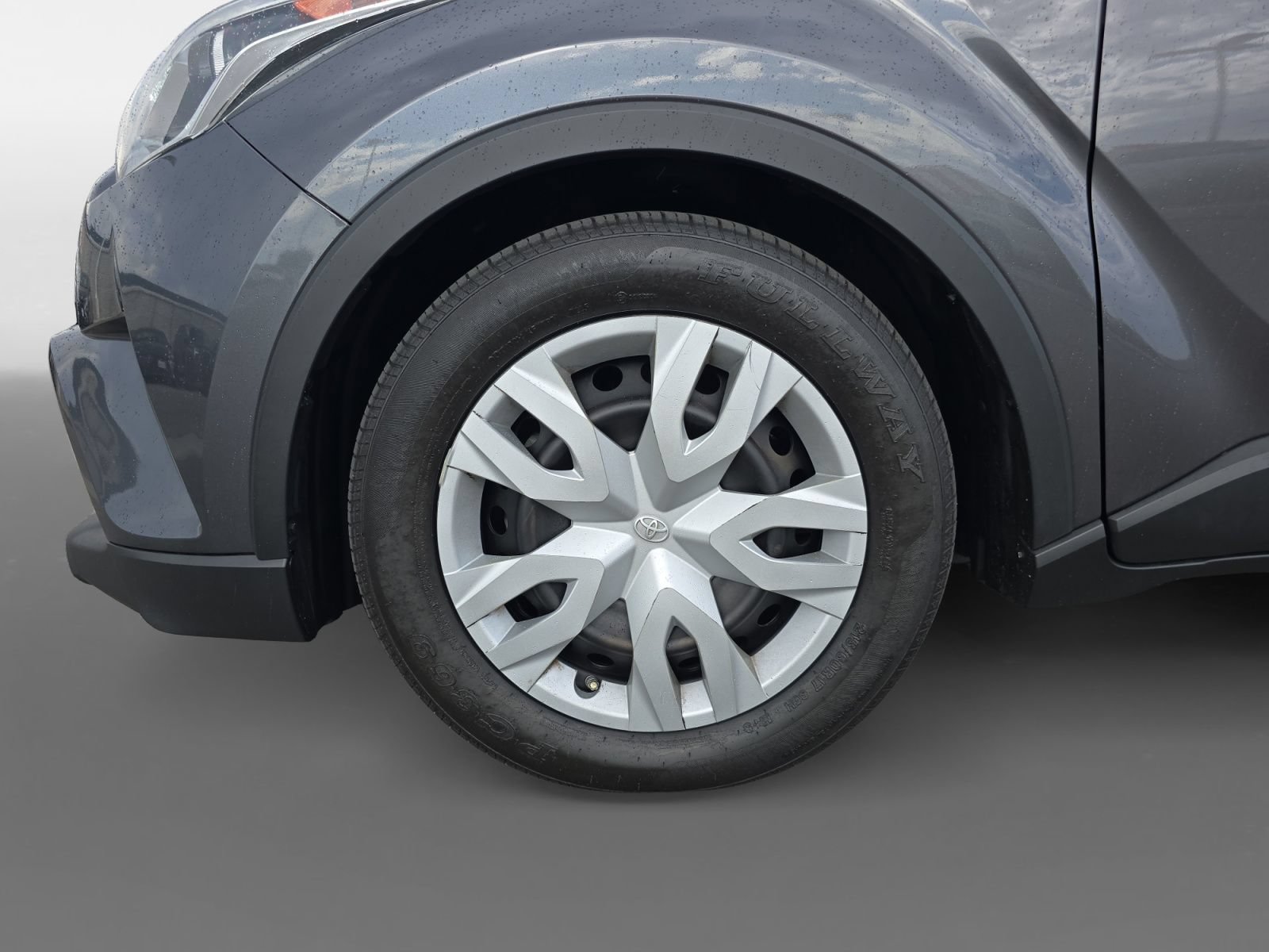 Certified 2019 Toyota C-HR LE FWD image 14