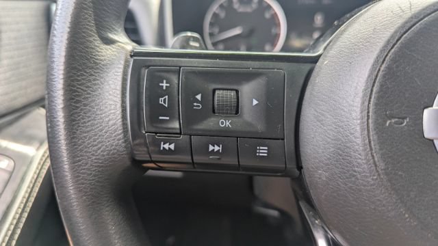 Used 2021 Nissan Rogue SV AWD/4WD image 24