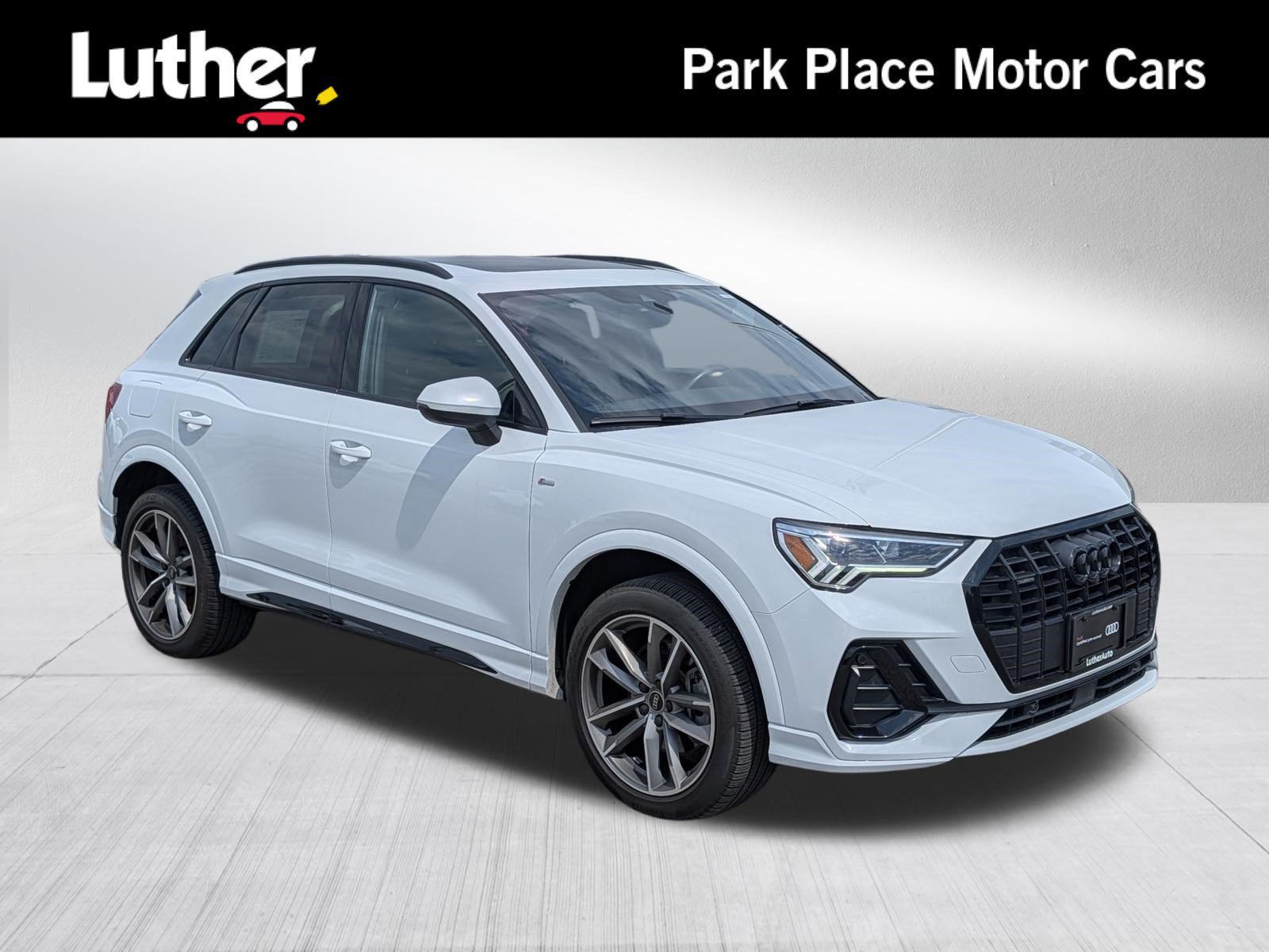 Certified 2022 Audi Q3 2.0T Premium Plus w/ Premium Plus Package AWD/4WD image 1