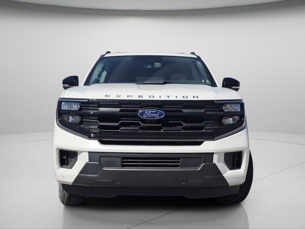 New 2026 Ford Expedition Max Active AWD/4WD image 3