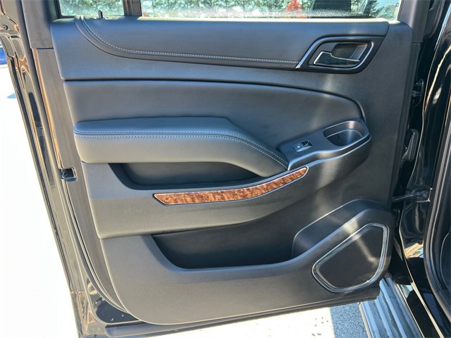 Used 2019 Chevrolet Suburban Premier image 22