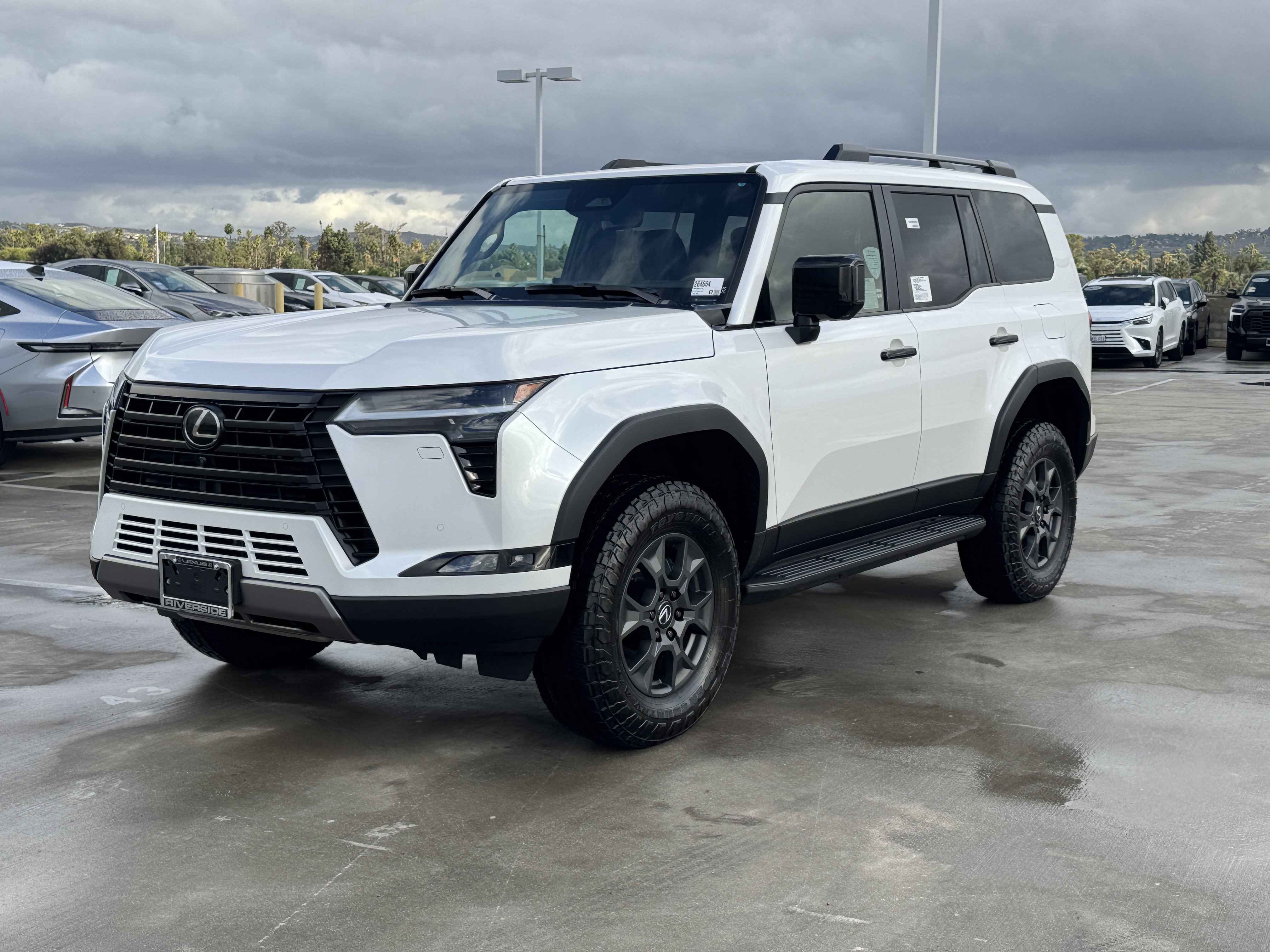 New 2026 Lexus GX 550 AWD/4WD image 4