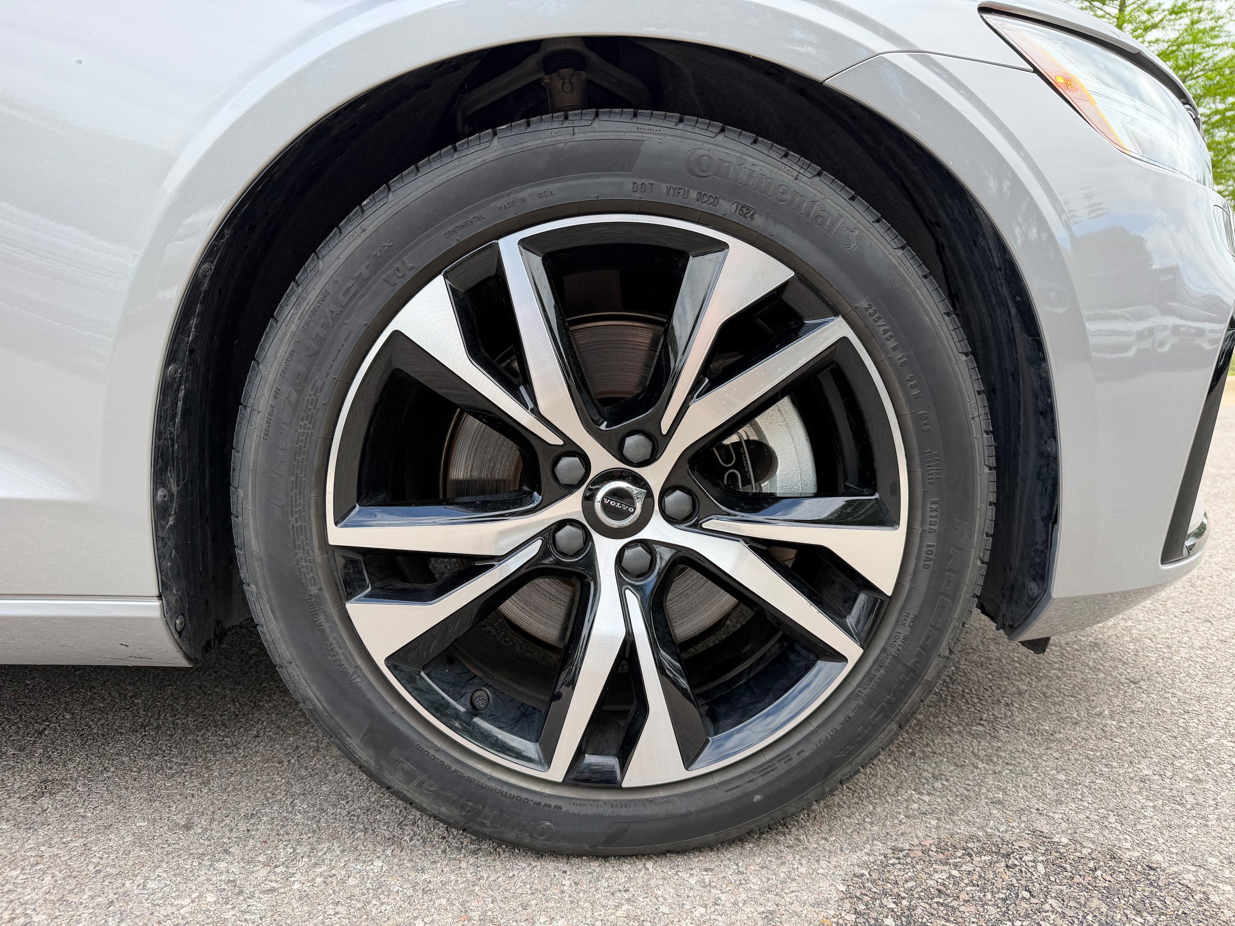 Certified 2025 Volvo S60 B5 Core FWD image 9
