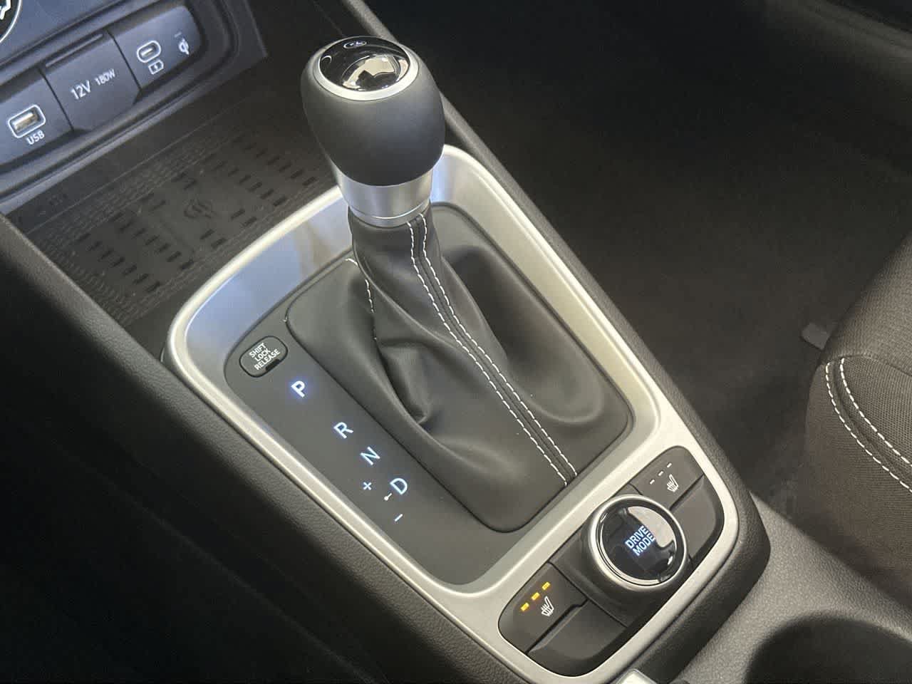 New 2026 Hyundai Venue SEL FWD image 21