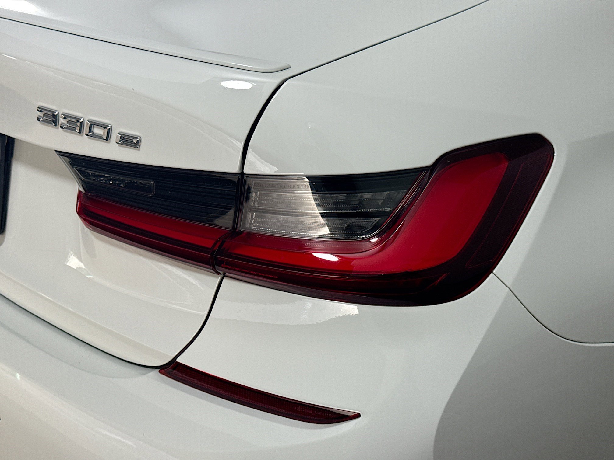 Used 2022 BMW 330e w/ M Sport Package image 34