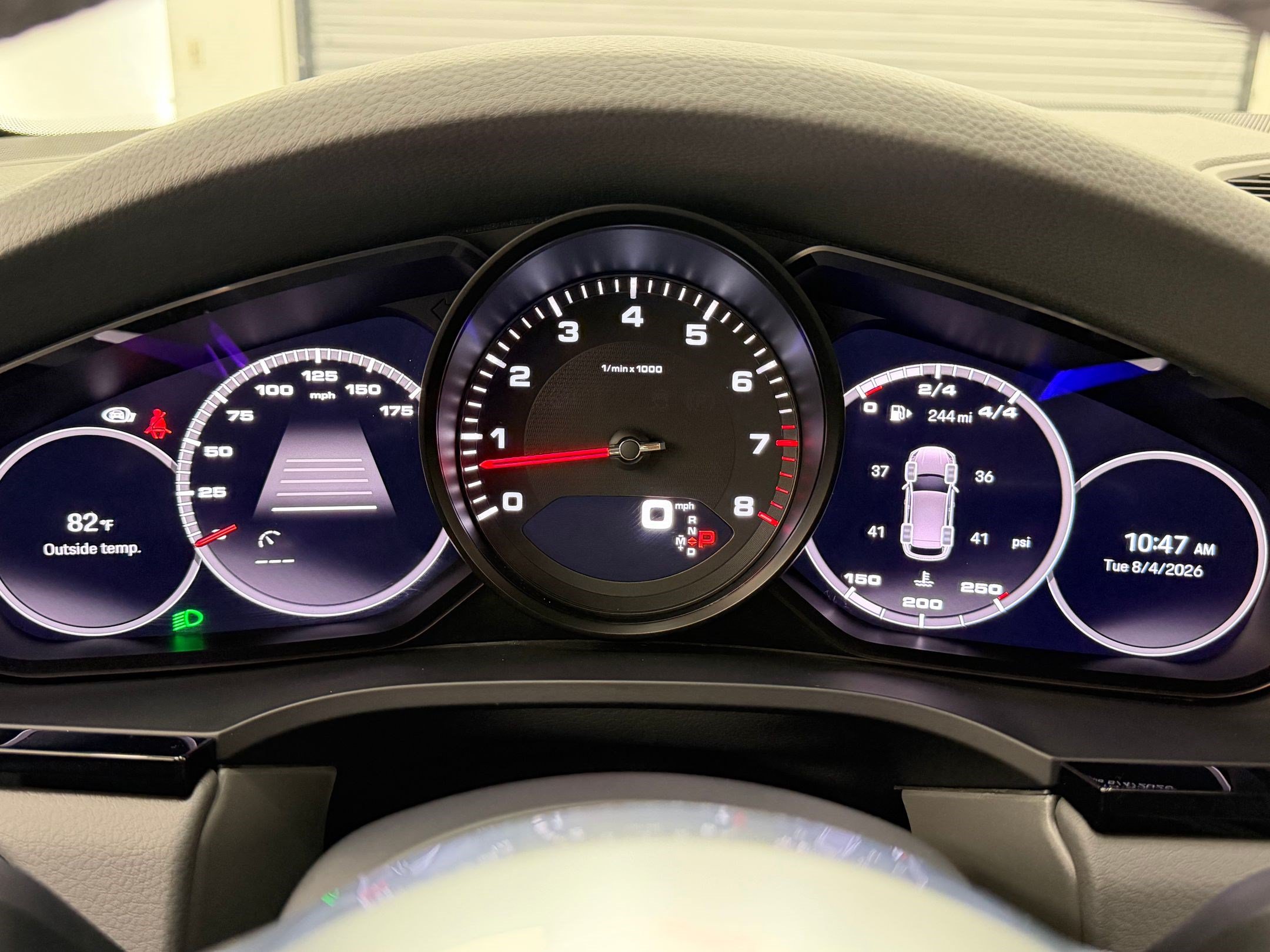Certified 2023 Porsche Cayenne AWD/4WD image 25