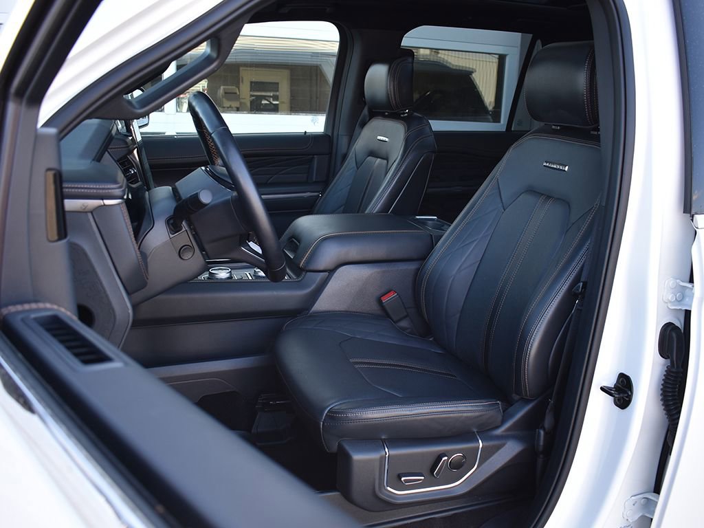 Used 2023 Ford Expedition Max Platinum image 5