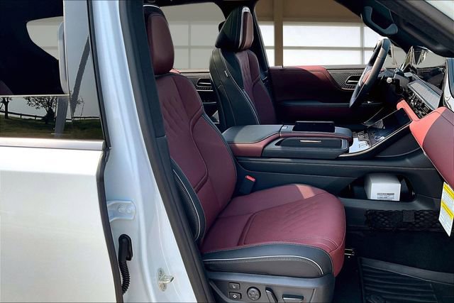 New 2026 INFINITI QX80 Autograph w/ Premium Cargo Package image 7