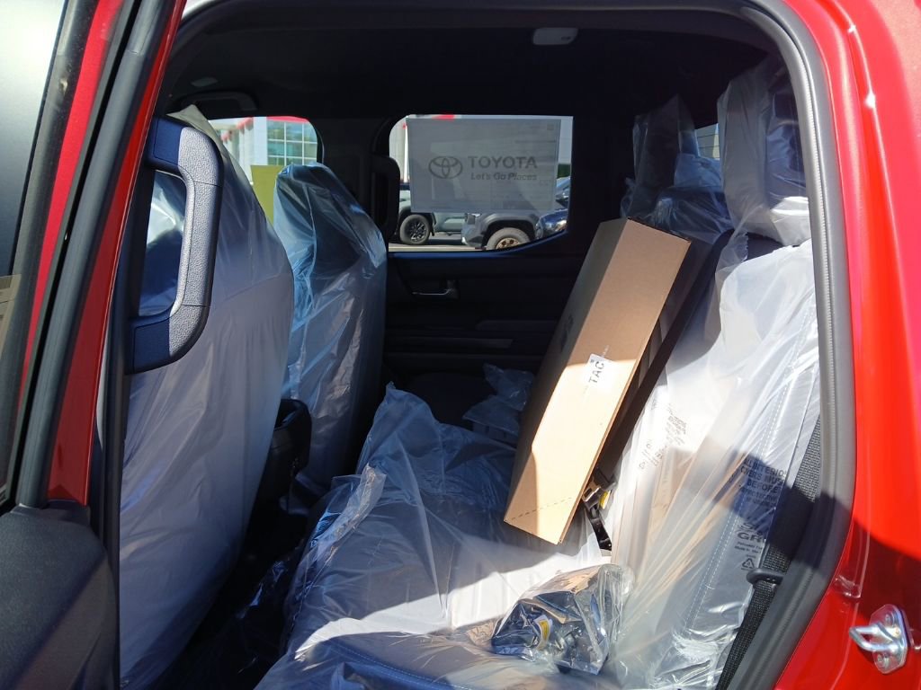 New 2025 Toyota Tacoma TRD Sport image 7