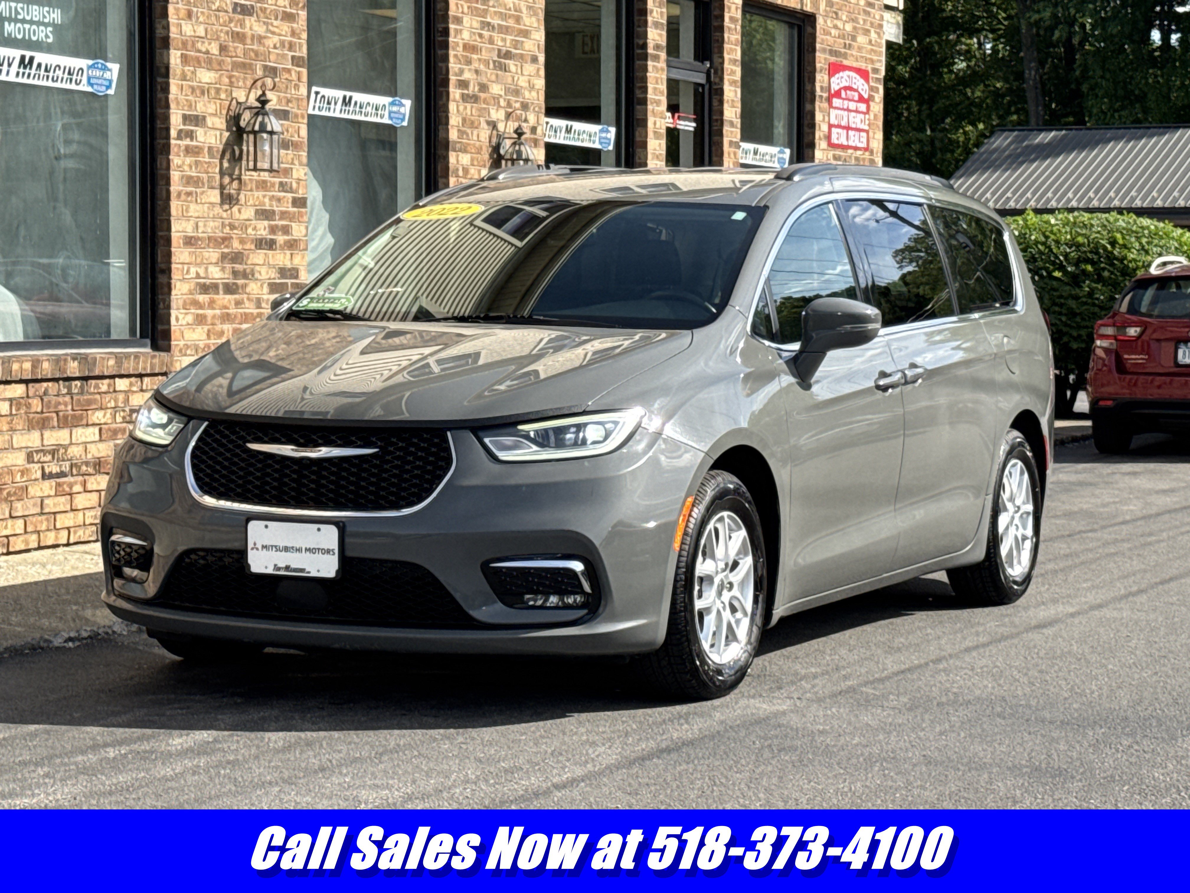 Used 2022 Chrysler Pacifica Touring-L