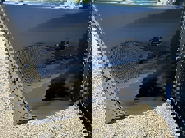 Used 2020 Nissan Kicks S image 23