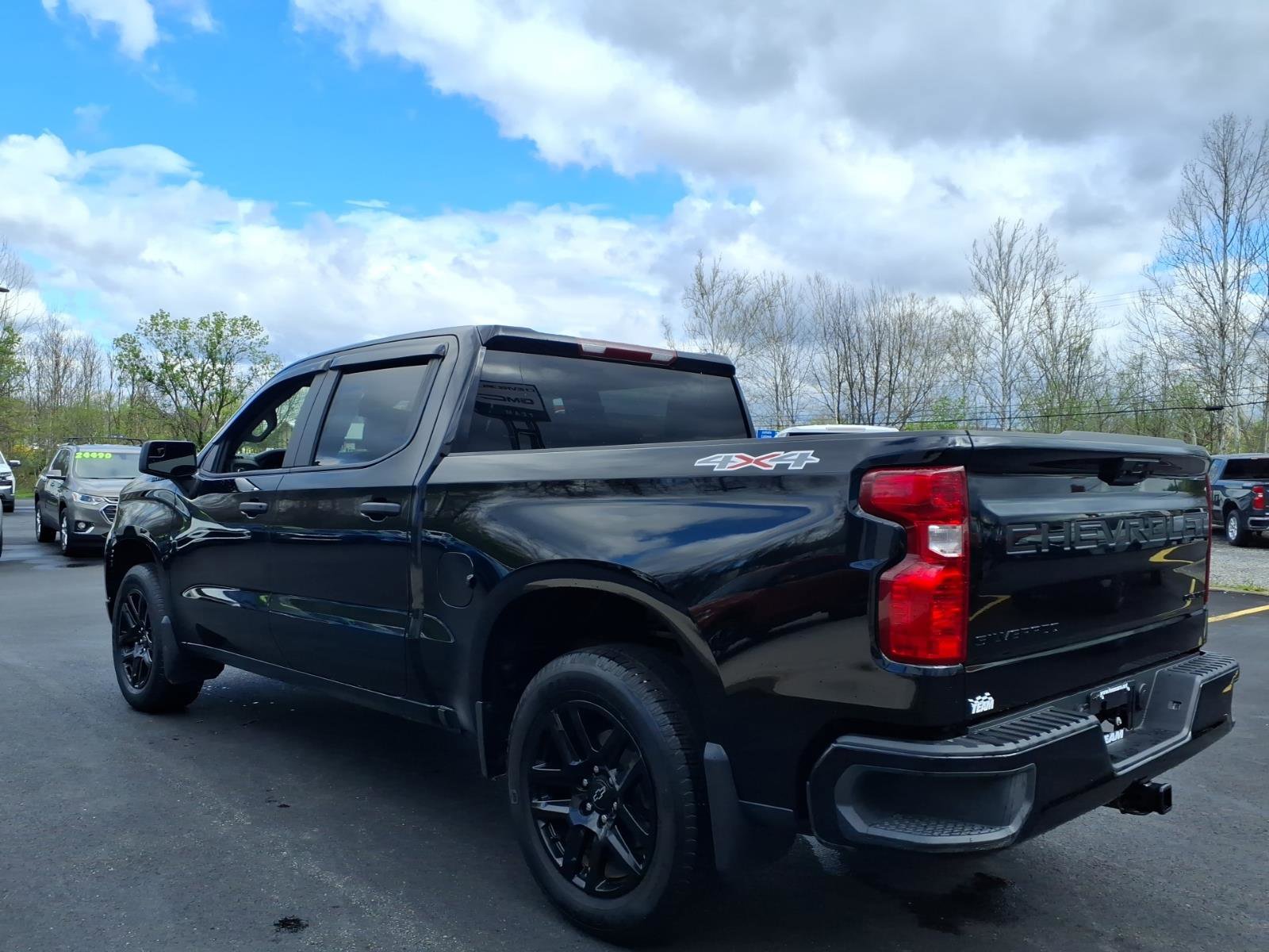 Used 2024 Chevrolet Silverado 1500 Custom w/ LPO, Dark Essentials Package image 4