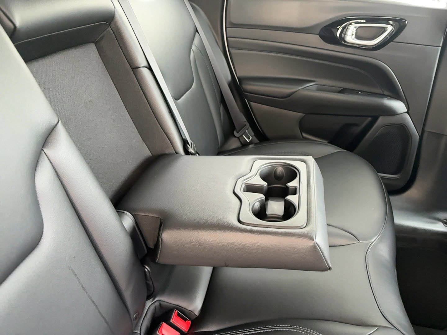 New 2026 Jeep Compass Limited AWD/4WD image 10