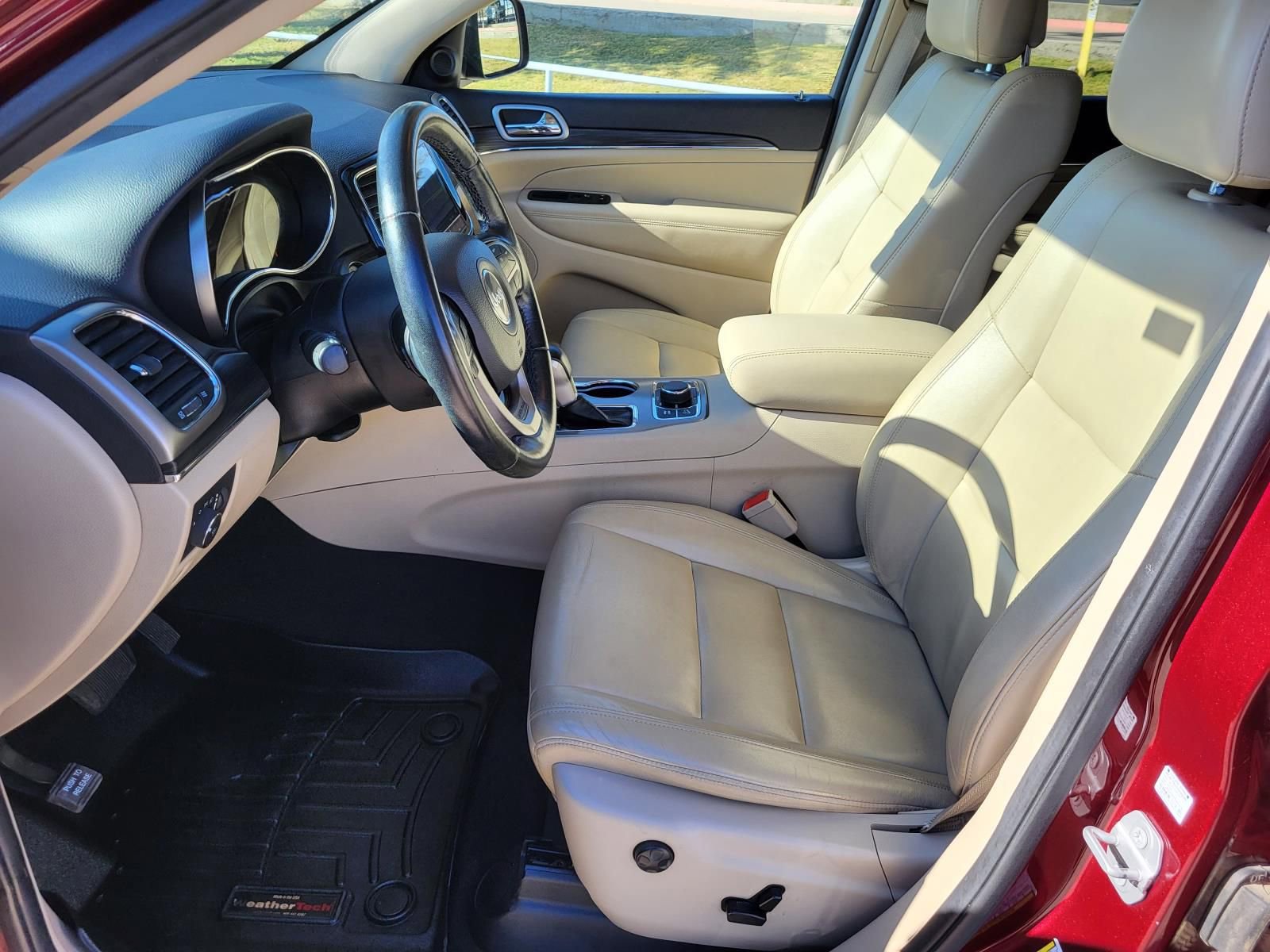 Used 2020 Jeep Grand Cherokee Limited image 27