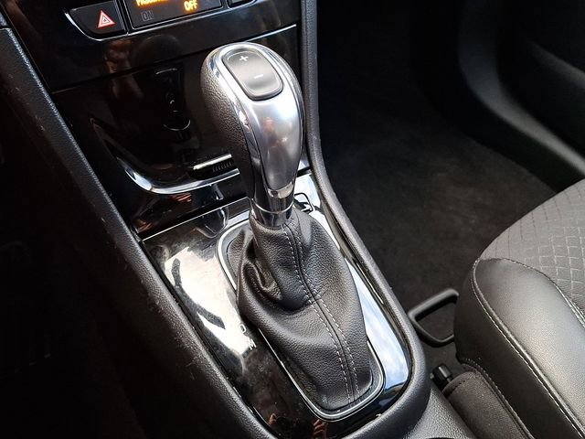 Used 2022 Buick Encore Preferred w/ Safety Package image 15