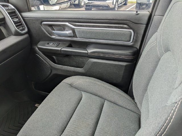 Used 2022 RAM 1500 Big Horn AWD/4WD image 18
