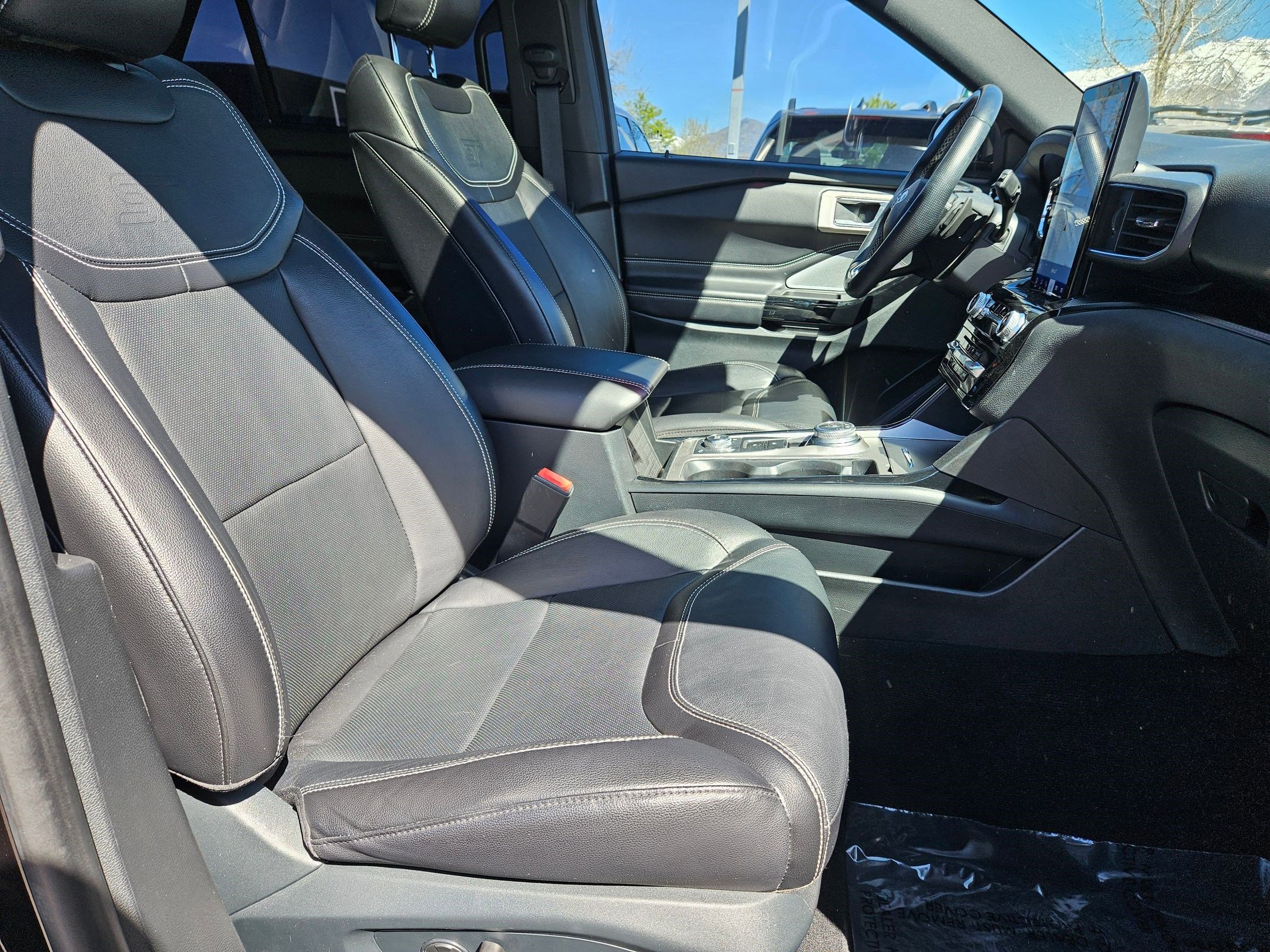 Used 2021 Ford Explorer ST w/ Equipment Group 401A AWD/4WD image 32