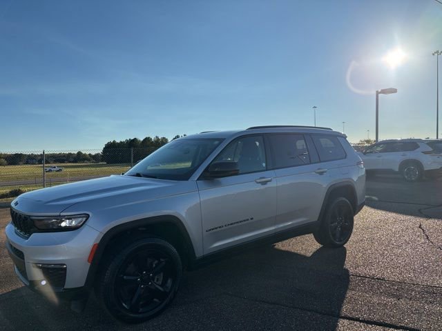 Used 2024 Jeep Grand Cherokee L Limited w/ Black Appearance Package