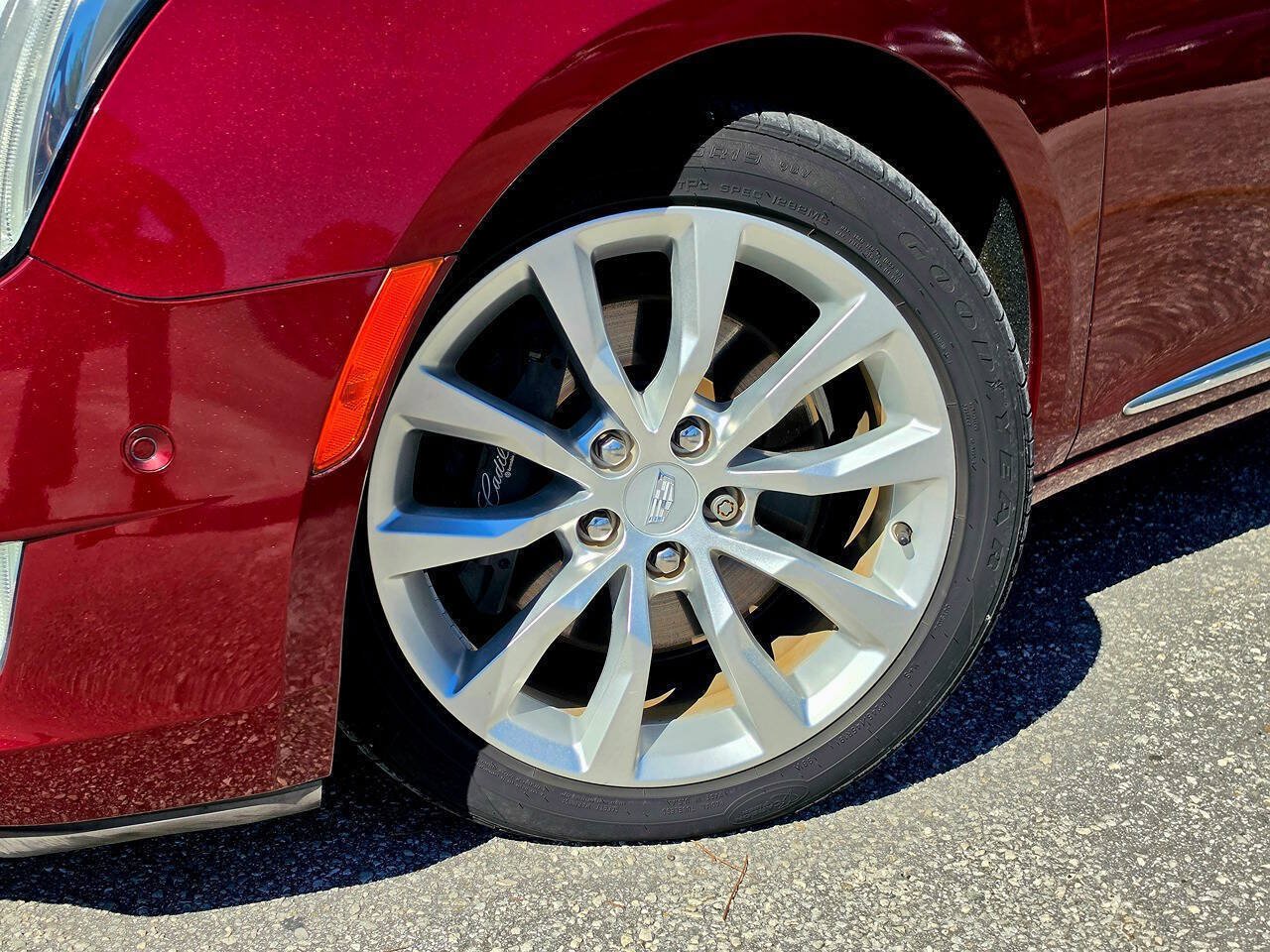 Used 2017 Cadillac XTS Luxury w/ Driver Awareness Package FWD image 4
